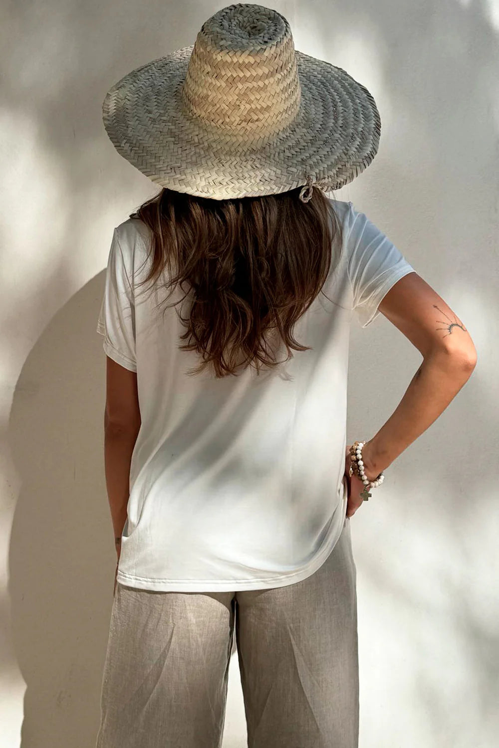 bypias-daily-bambus-t-shirt-wei-v-ausschnitt image 2