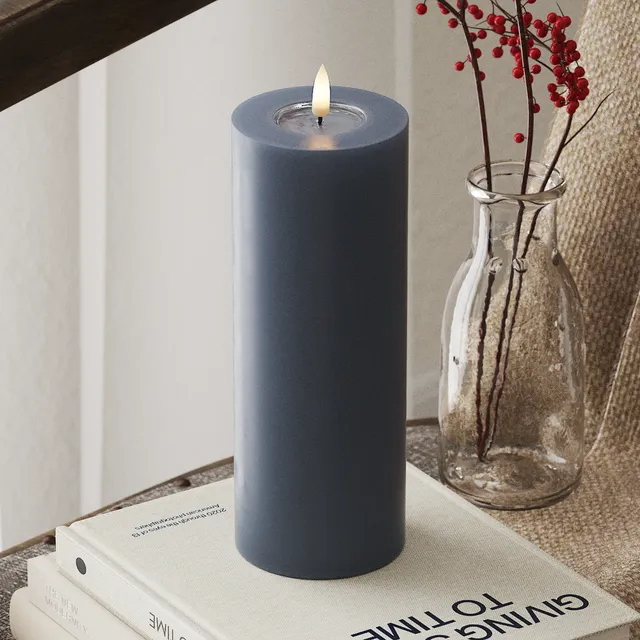 deluxe-homeart-blockkerzen-led-blockkerze-7-5x20cm-eisblau-real-flame image 1